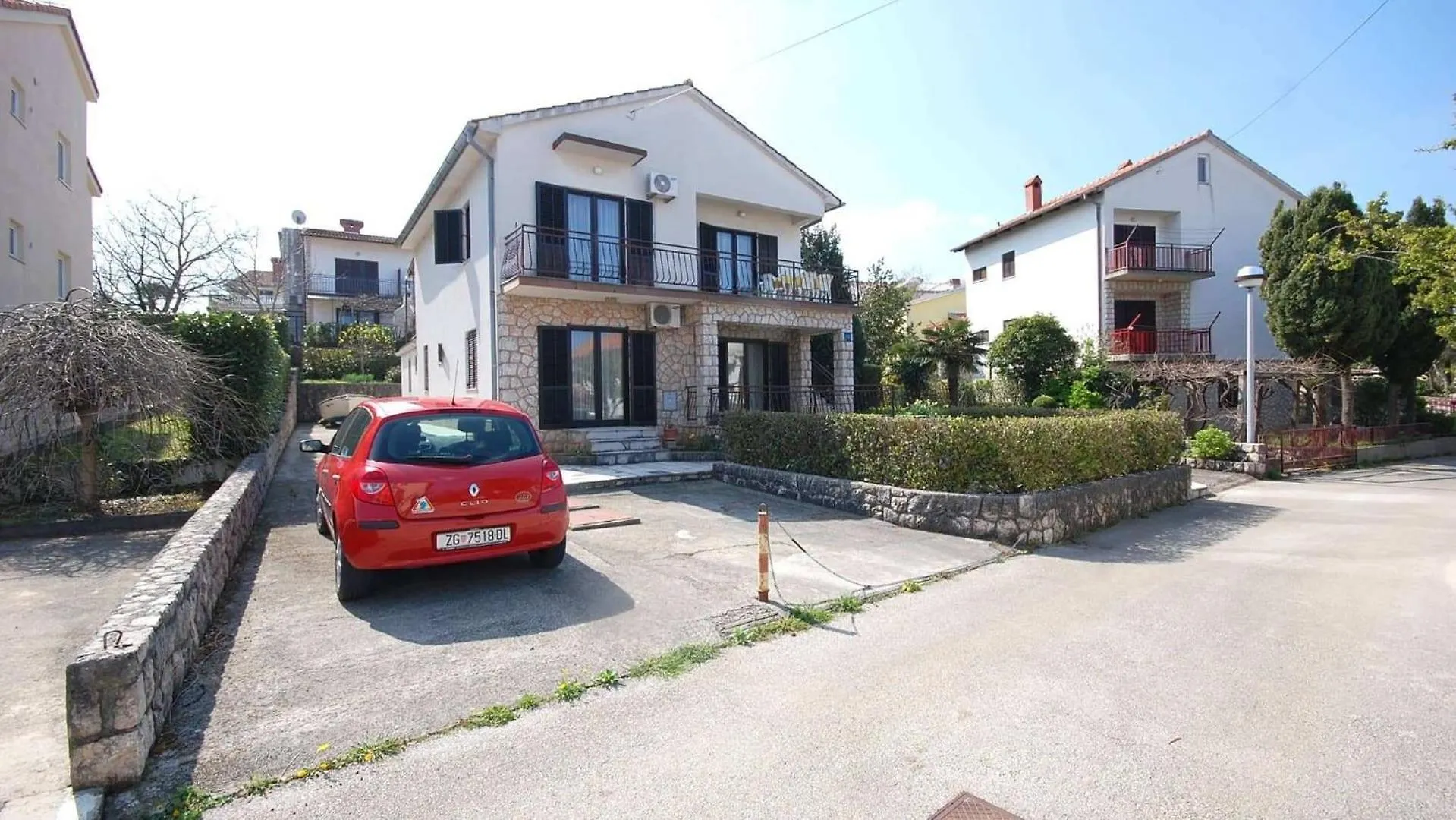 Apartments With A Parking Space Njivice, Krk - 21869