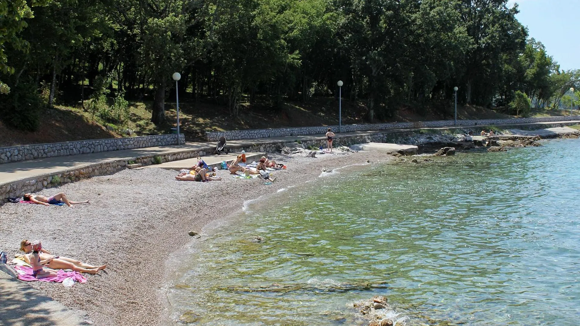 Apartments With A Parking Space Njivice, Krk - 21869 Croatia